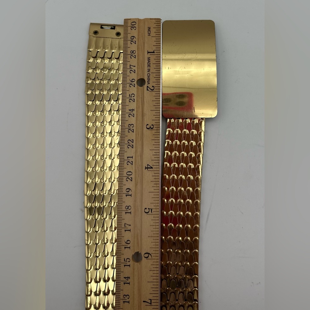 VTG 80s Stretch Gold Waist Cinch Belt OSFM *See Photos for Measurements - Picture 8 of 13
